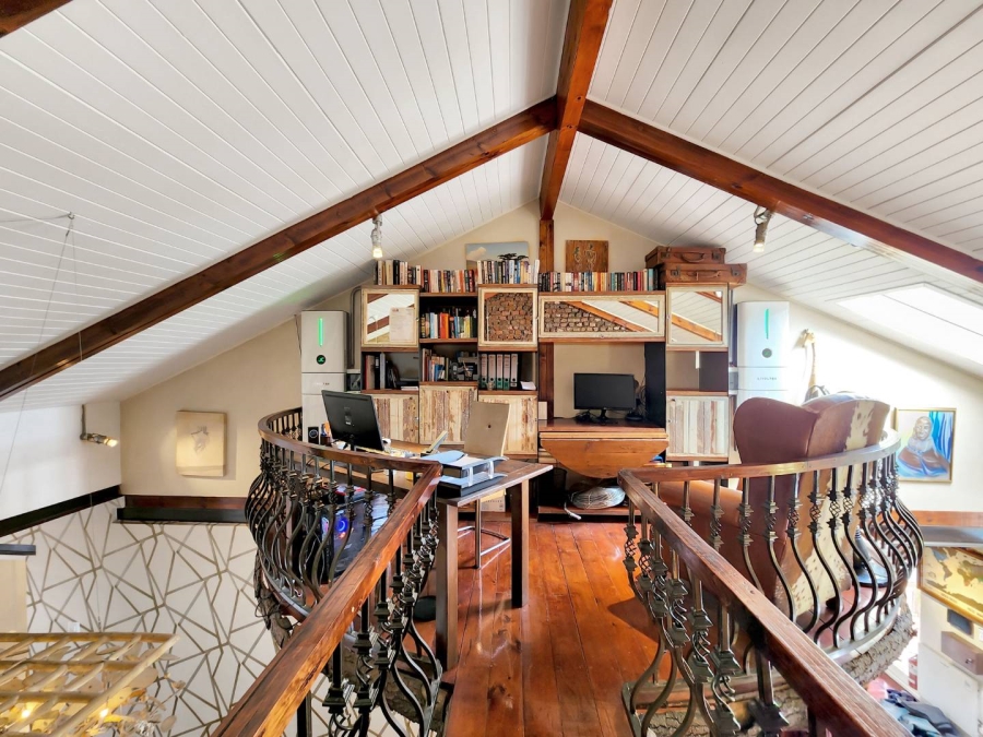 7 Bedroom Property for Sale in Sea Point Western Cape